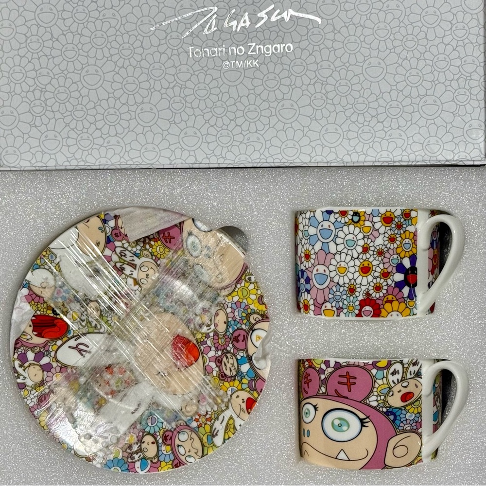 Takashi Murakami Kaikai Kiki 2 Cup Mug Saucers Boxed Japan Limited Edition - Picture 2 of 7